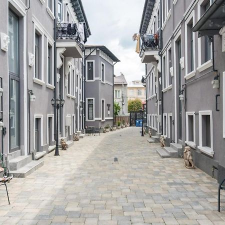 Cozy Central Studio Near Park Бухарест Экстерьер фото